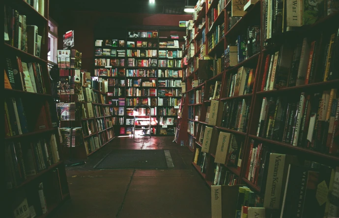 a book store filled with lots of books